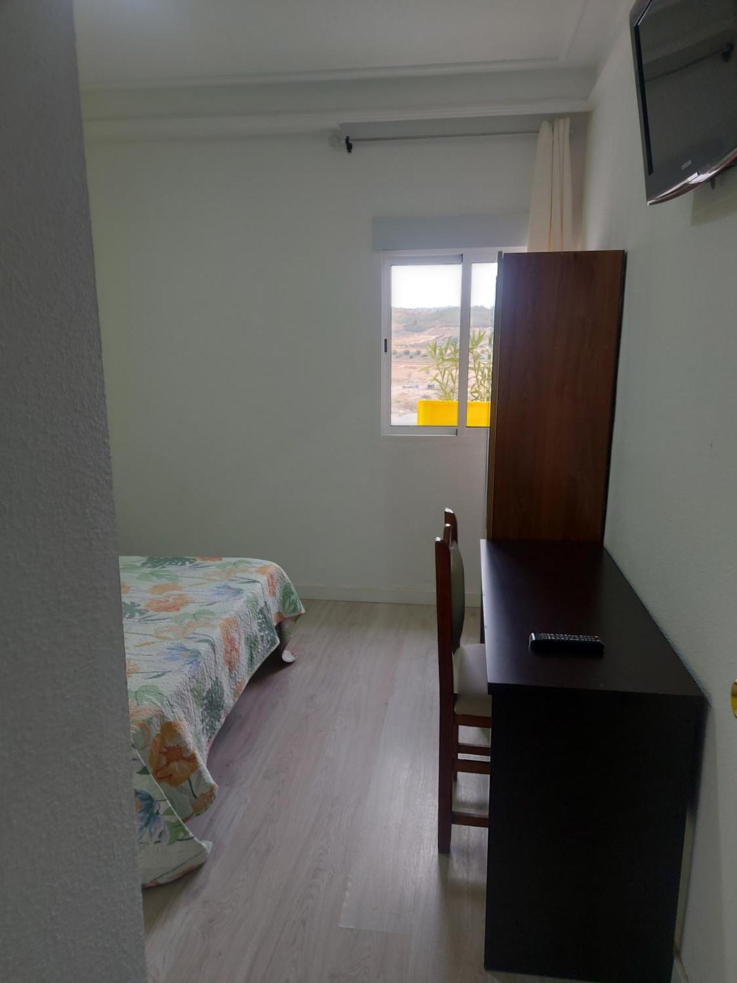 Hostal Fuente Del Pino Jumilla Zewnętrze zdjęcie