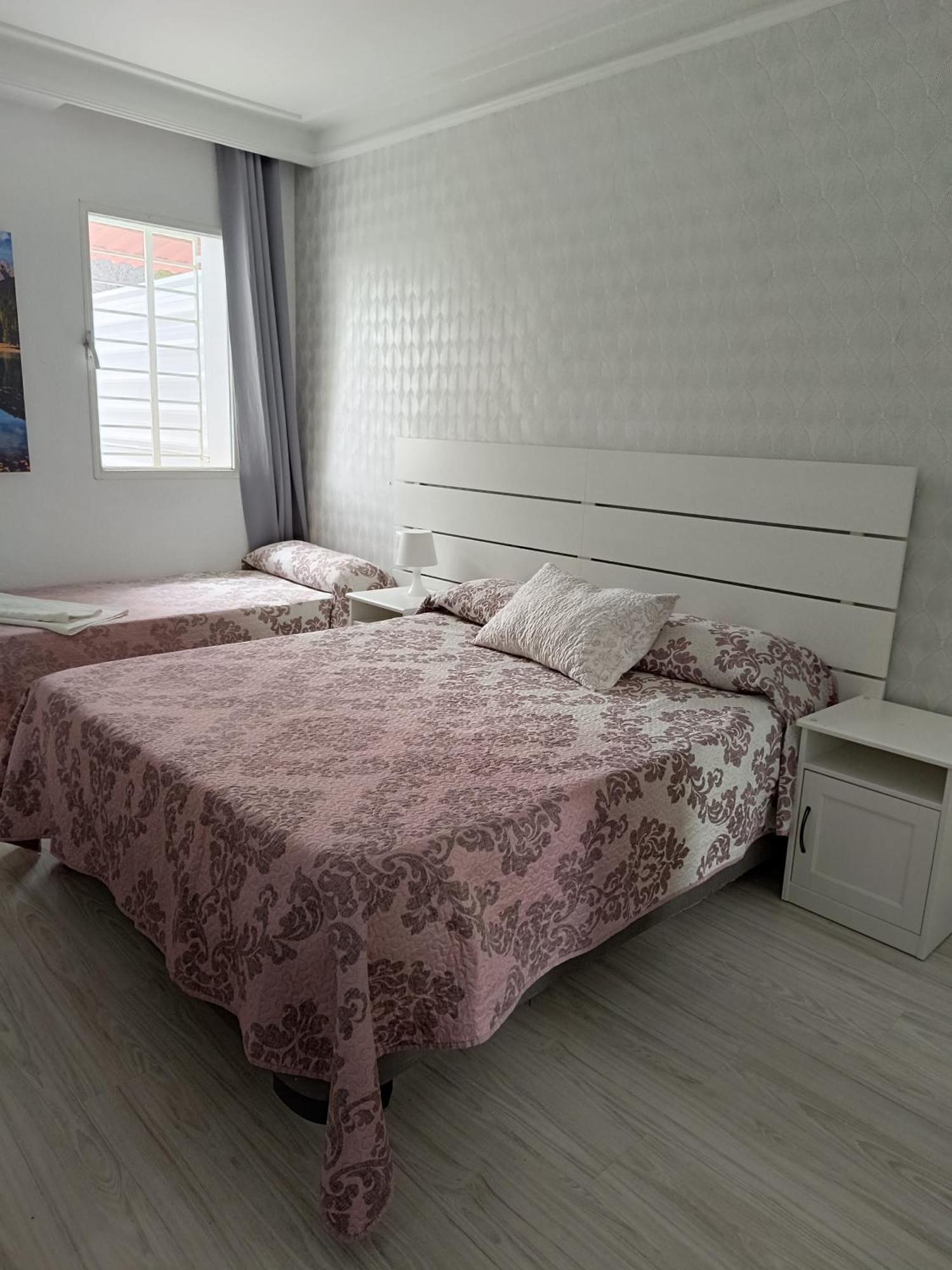 Hostal Fuente Del Pino Jumilla Zewnętrze zdjęcie